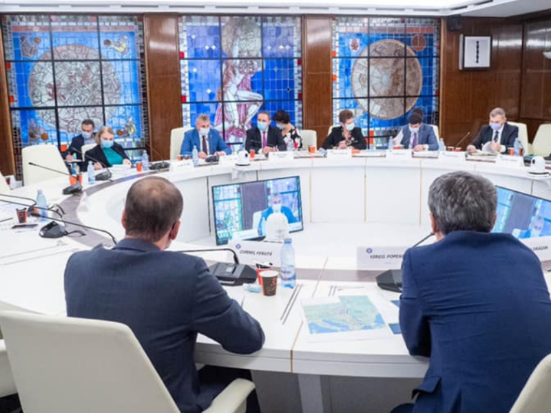 LUCIAN RUSU: Inițiativa celor 3 Mări oferă României, în materie de energie și gaz, oportunități uriașe de dezvoltare