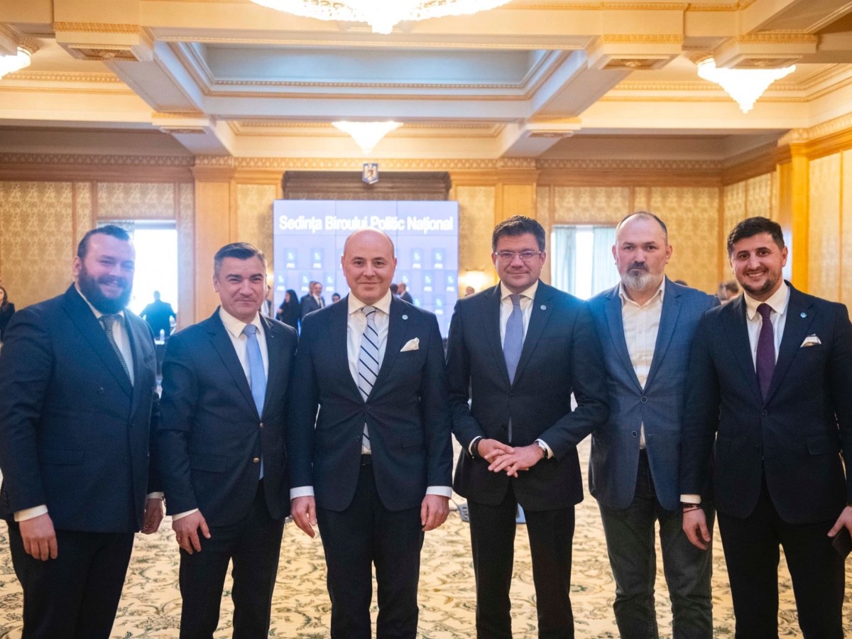 Lucian RUSU: PNL Iaşi are cea mai puternică şi cea mai competentă echipă politică