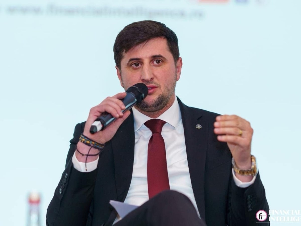 Lucian RUSU: Nu începi cu mobila când construiești o casă. Nici guvernarea nu începe cu funcțiile